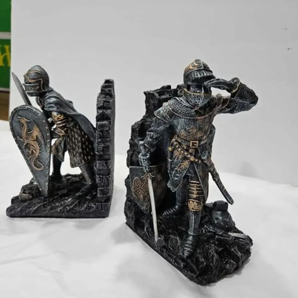 Medieval Knight Bookends